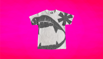 STAR KISS T-SHIRT - Unisex